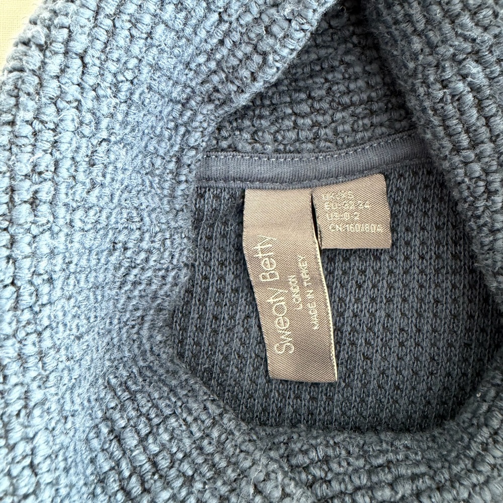 Sweaty Betty Navy Turtleneck Sweater - Picture 4 of 4